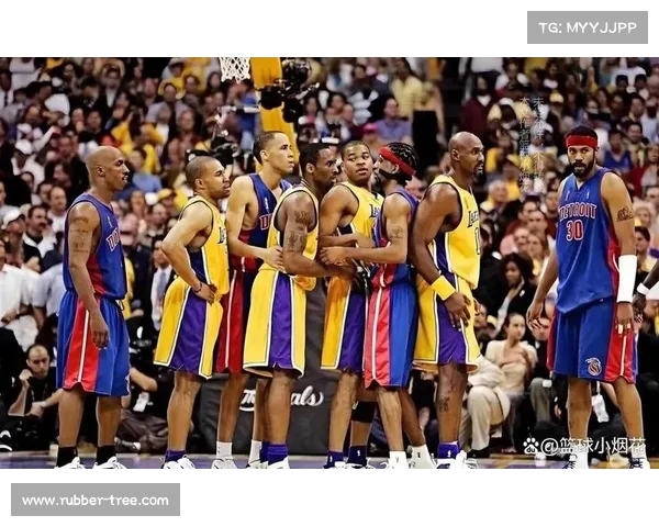 戴维斯分享父子篮球对决背后的乐趣与竞争精神