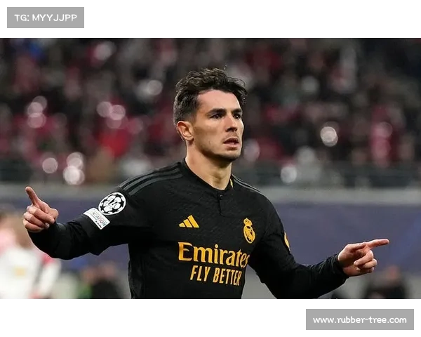 打破巴萨主导地位皇马崛起之路必看关键事件和战略分析